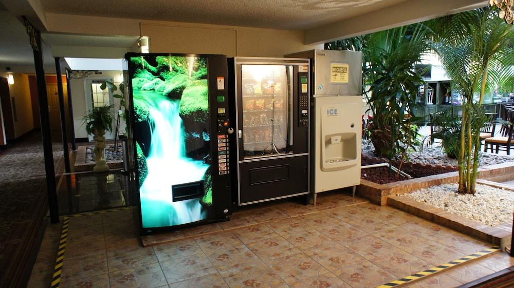 กัฟเวอร์นอร์ สวีท โฮเต็ล Hotel โอคลาโฮมาซิตี้ ภายนอก รูปภาพ