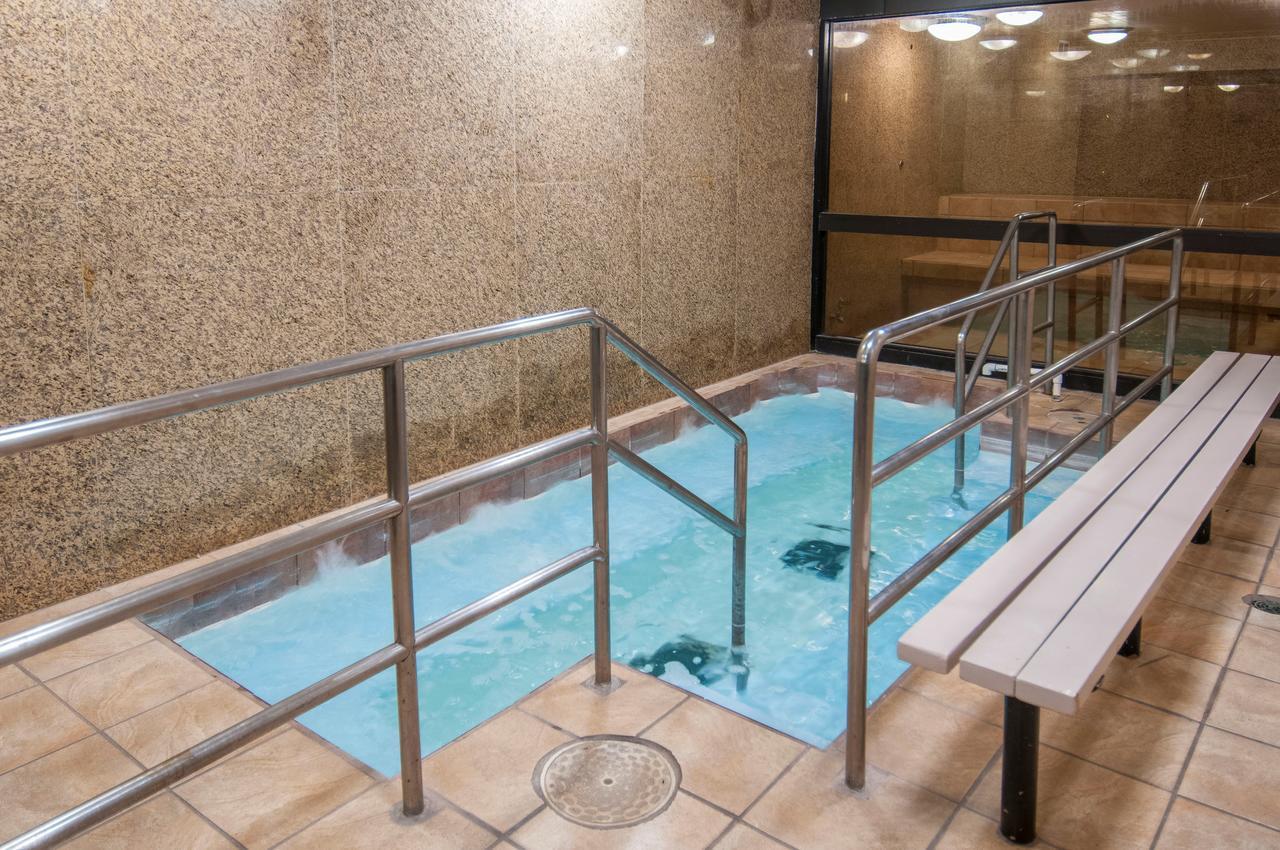 กัฟเวอร์นอร์ สวีท โฮเต็ล Hotel โอคลาโฮมาซิตี้ ภายนอก รูปภาพ