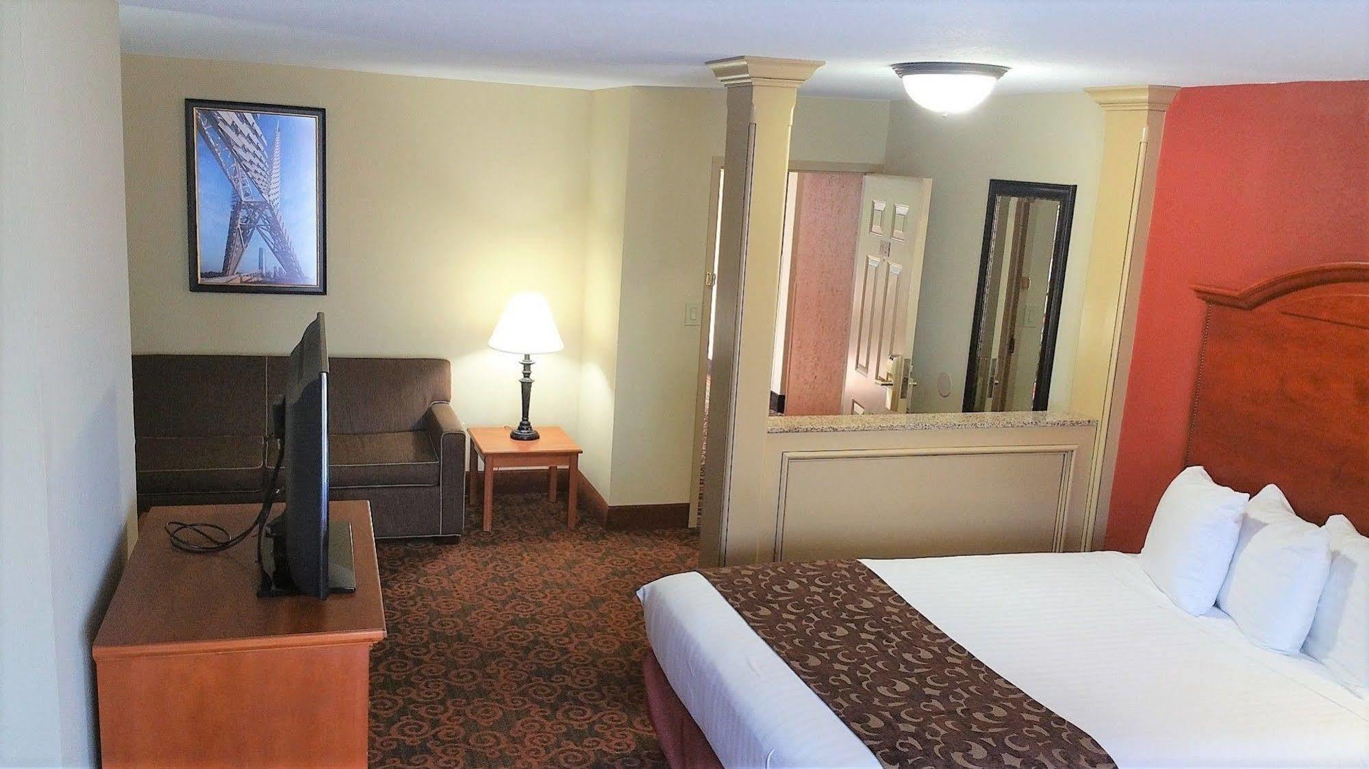 กัฟเวอร์นอร์ สวีท โฮเต็ล Hotel โอคลาโฮมาซิตี้ ภายนอก รูปภาพ